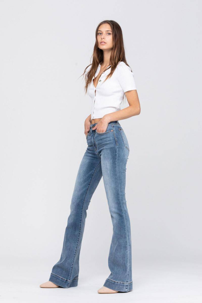 Judy Blue Mid-Rise Flare Jeans